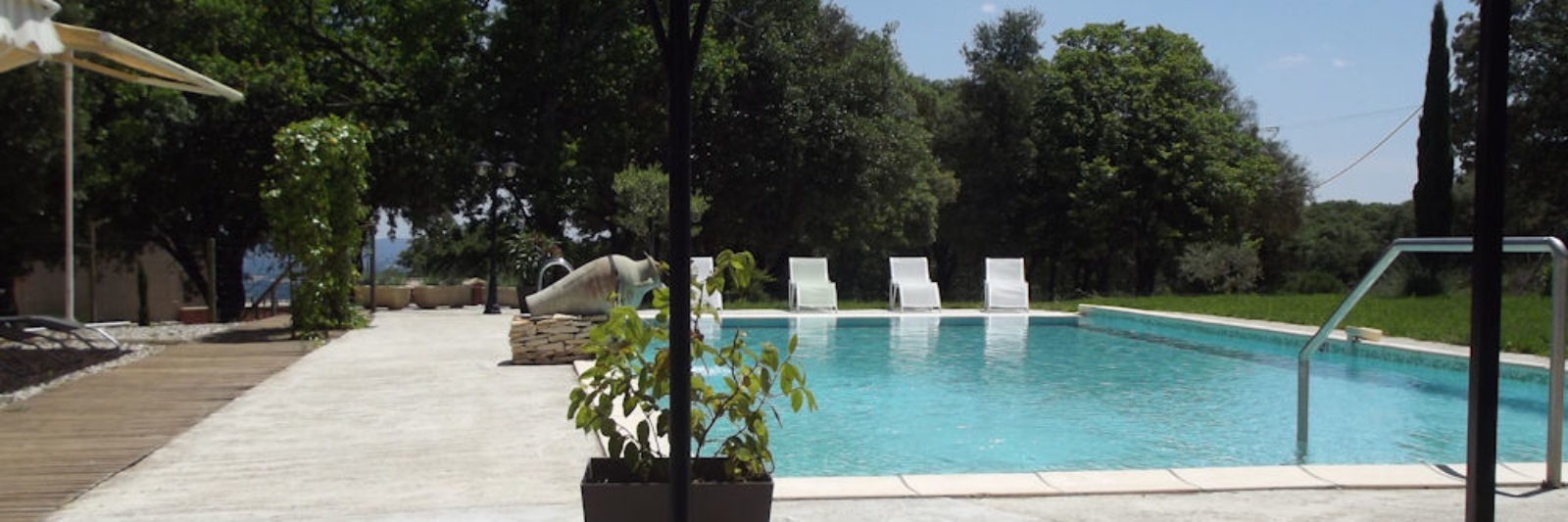 Gîtes en Ardèche avec Piscine