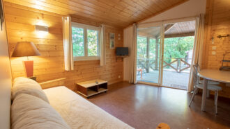Chalet Le Vieux Chêne - location groupe 7 personnes en Sud Ardèche
