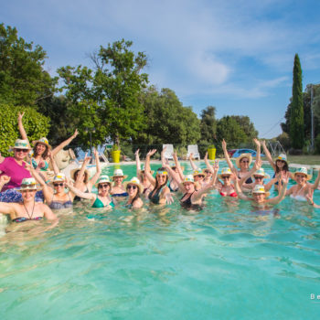 EVJF dans la piscine