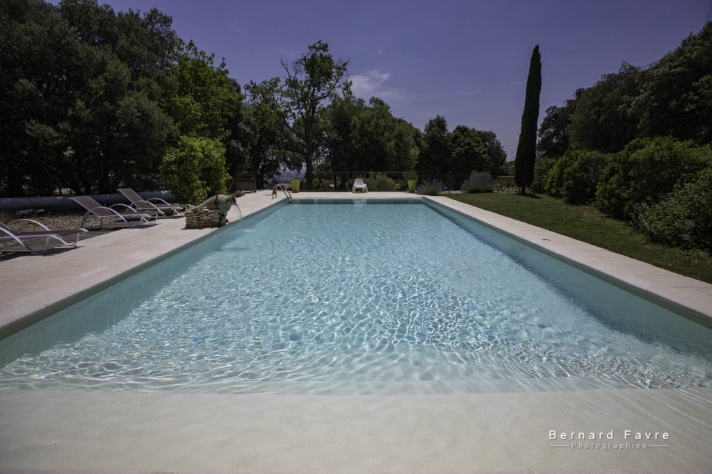 Vue a&eacute;rienne du Mas Saint Antoine - 6 g&icirc;tes avec piscine &agrave; Bourg Saint And&eacute;ol